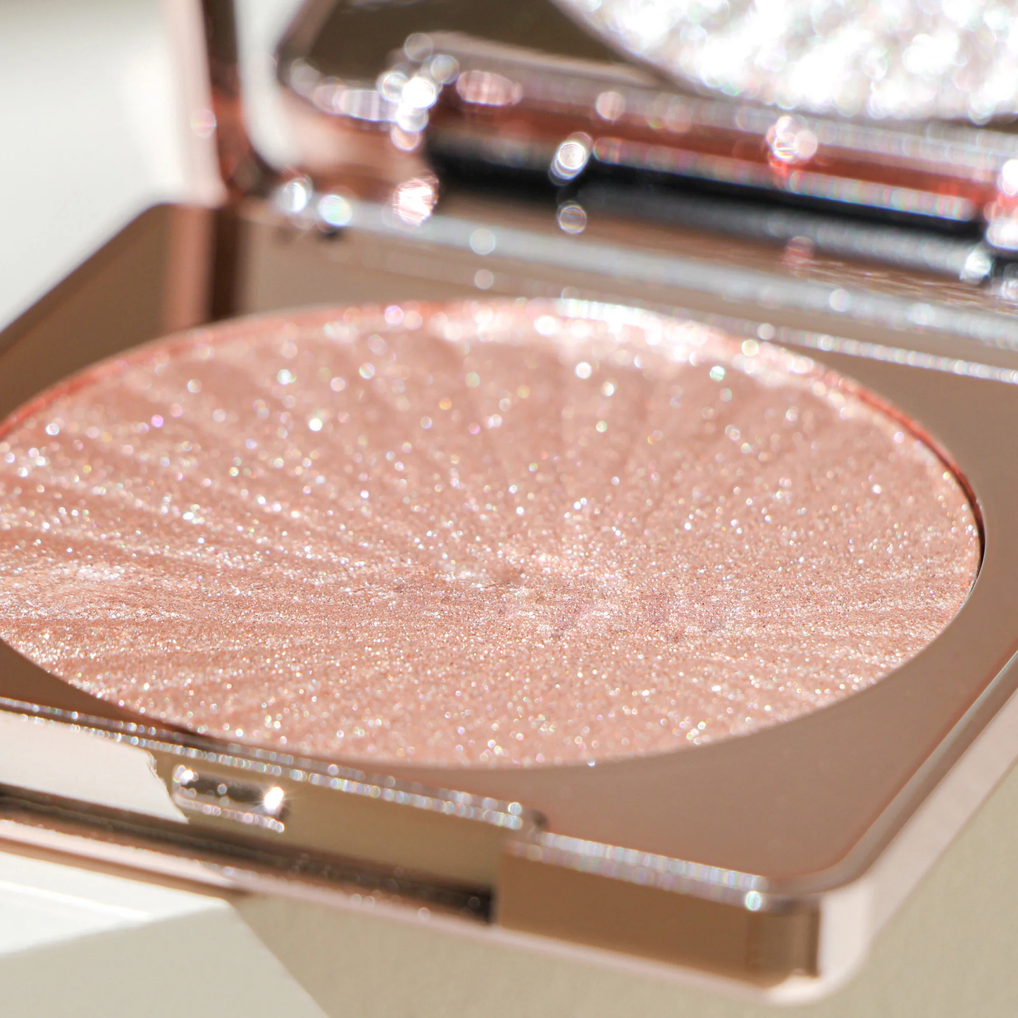 Highlighter Shimmer & Sparkle